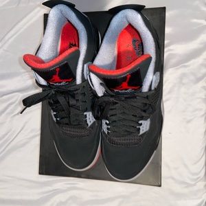 Jordan 4 SZ 9